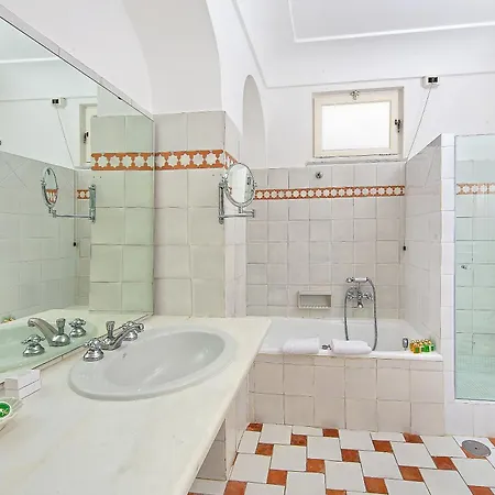 Отель Brunella