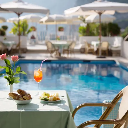 ブルネッラ カプリ