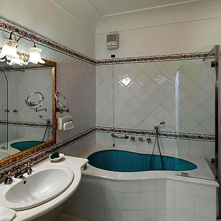Brunella 5*